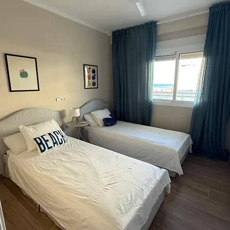 Sol, Mar Y Terraza Xxl Frente A La Playa Appartamento Daimus